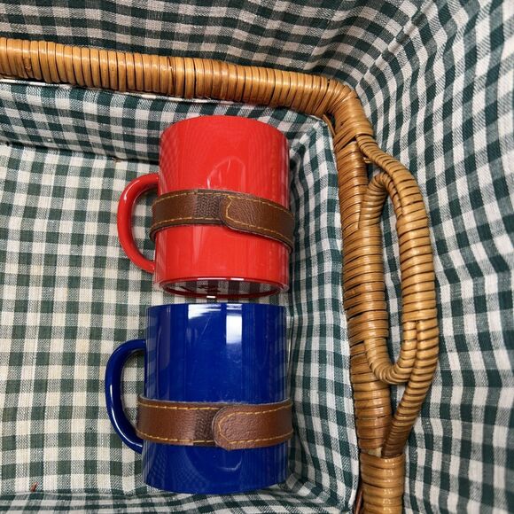 Green Wicker Rattan Large Picnic Basket with Bottle Holder Service for 4 - EUC - Picture 13 of 15